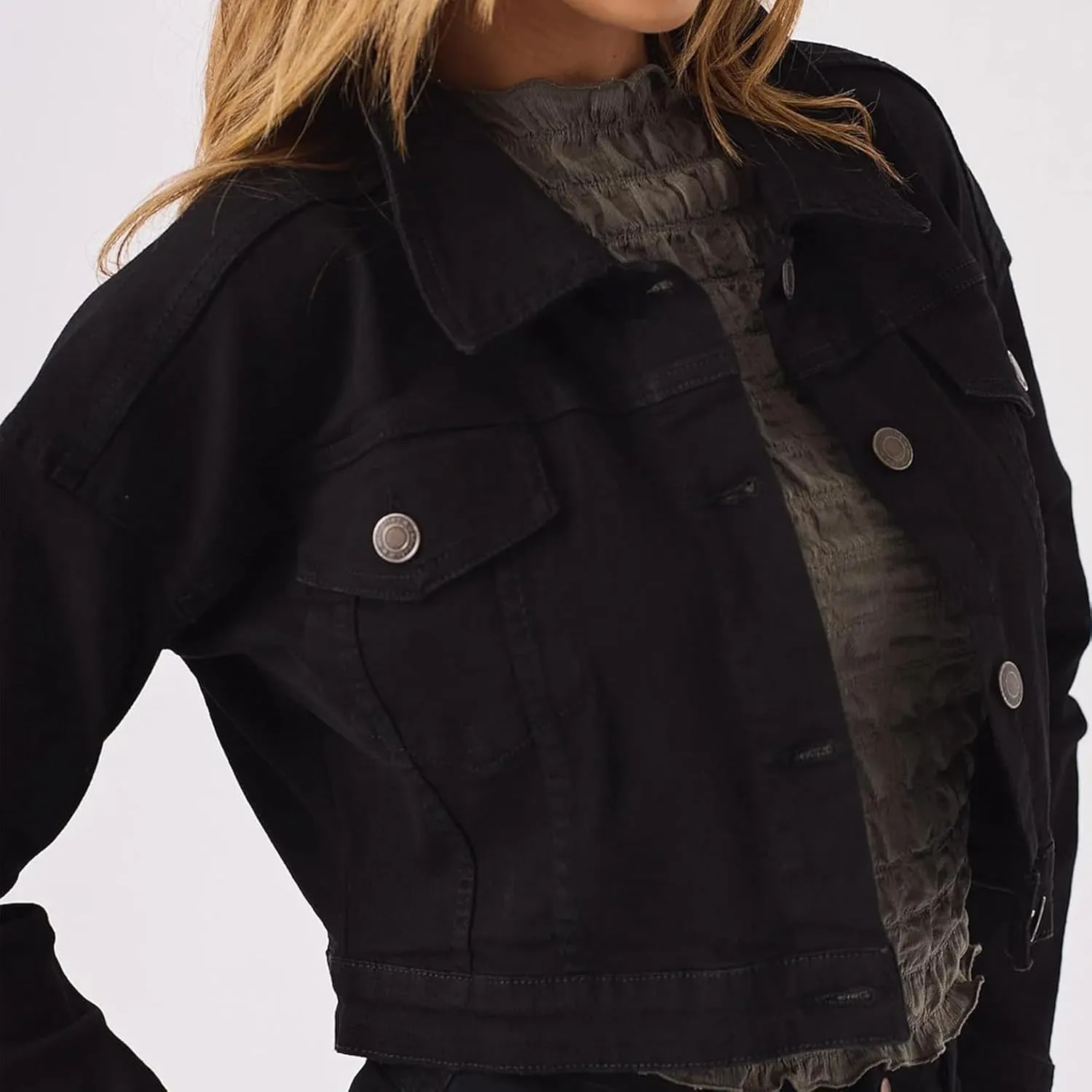 2025 Cropped Denim Jacket for Women Stretchy Fitted with 2 Pockets  Lightweight Trendy Short Jean Shacket