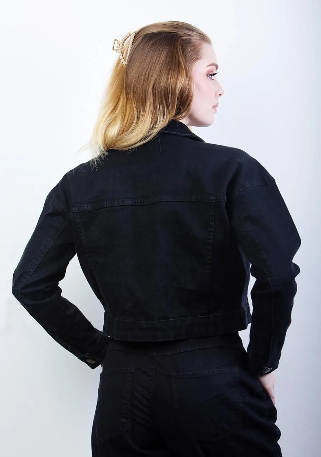 2025 Cropped Denim Jacket for Women Stretchy Fitted with 2 Pockets  Lightweight Trendy Short Jean Shacket