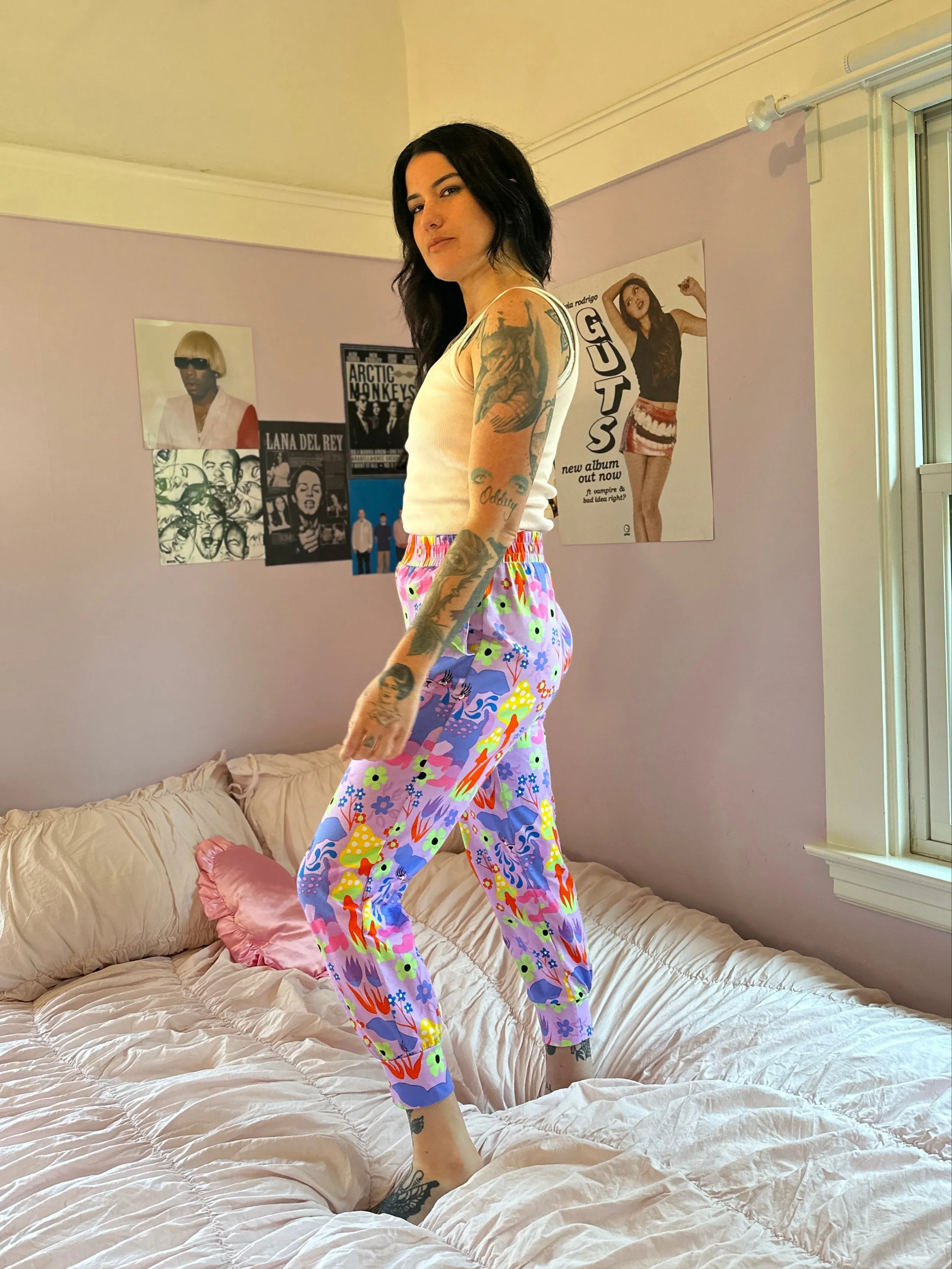 Jogger Cry Baby